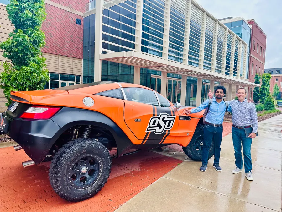 Prasanth Subendran and Brent Wheelbarger on campus in Oklahoma